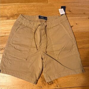Abercrombie & Fitch Tan Cargo Shorts Relaxed Fit